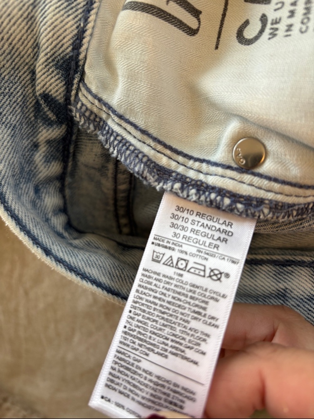 GAP Horseshoe High Rise Jeans - Picture 4 of 6